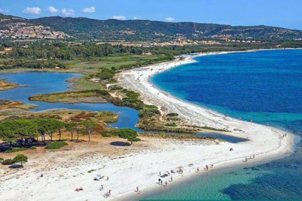 Villa Indipendente Al Mare Budoni 塔瑙内拉 外观 照片