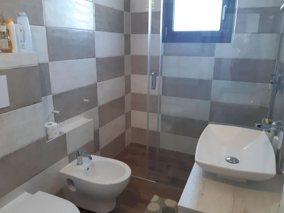 Villa Indipendente Al Mare Budoni 塔瑙内拉 外观 照片