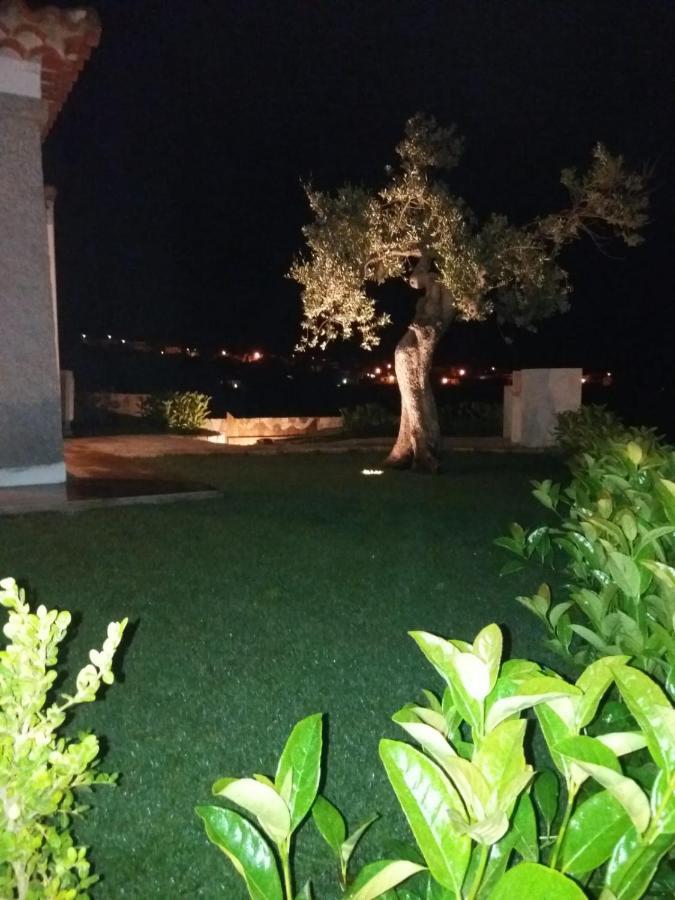 Villa Indipendente Al Mare Budoni 塔瑙内拉 外观 照片